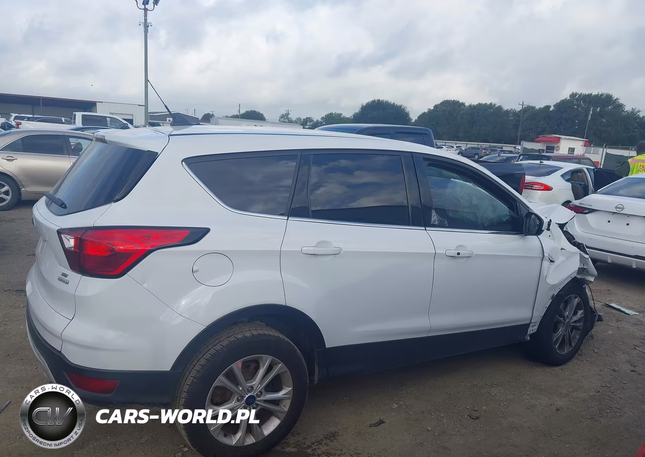 2019 Ford Escape Se VIN:1FMCU0G99KUC08746 - 13