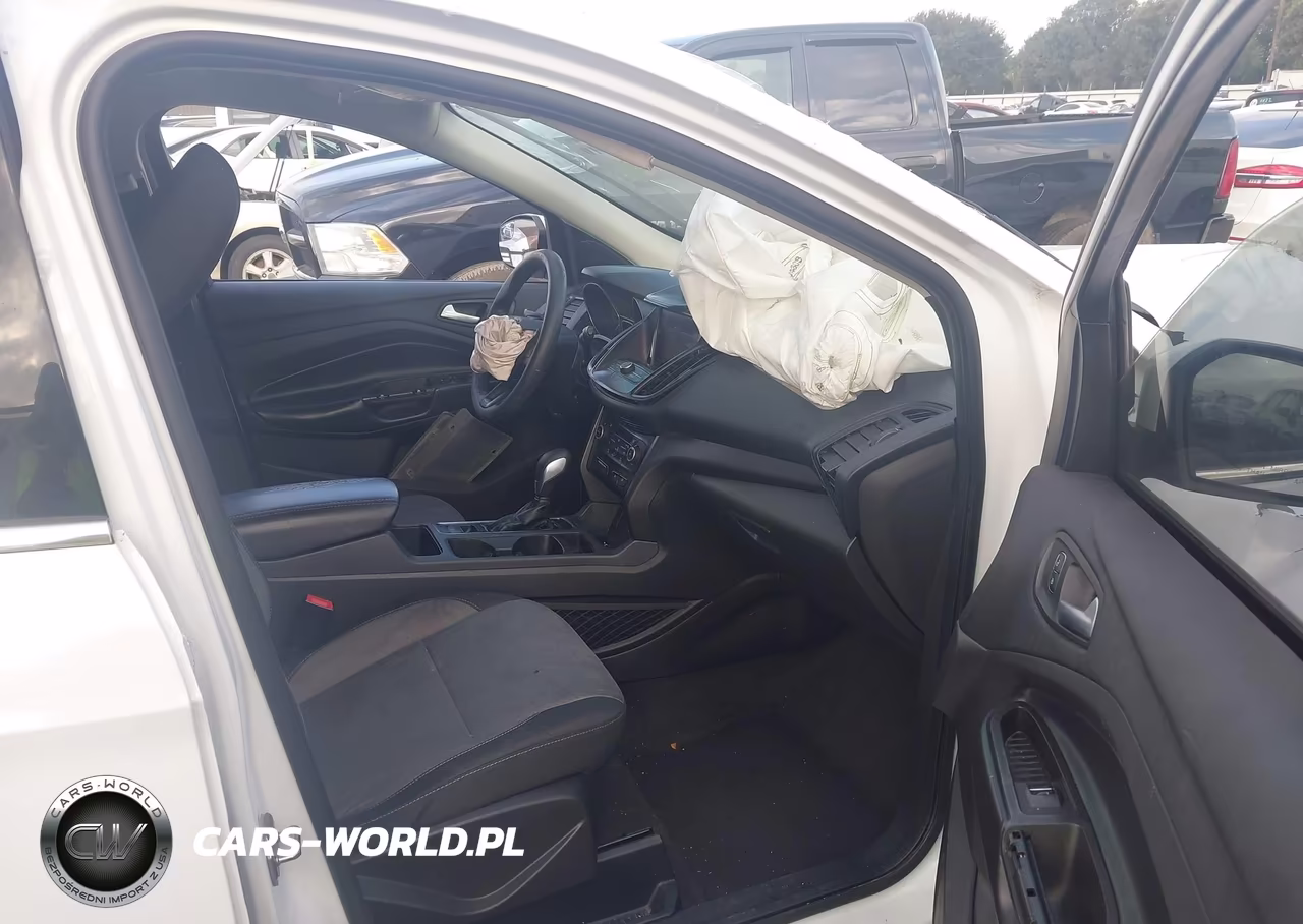 2019 Ford Escape Se VIN:1FMCU0G99KUC08746 - 5