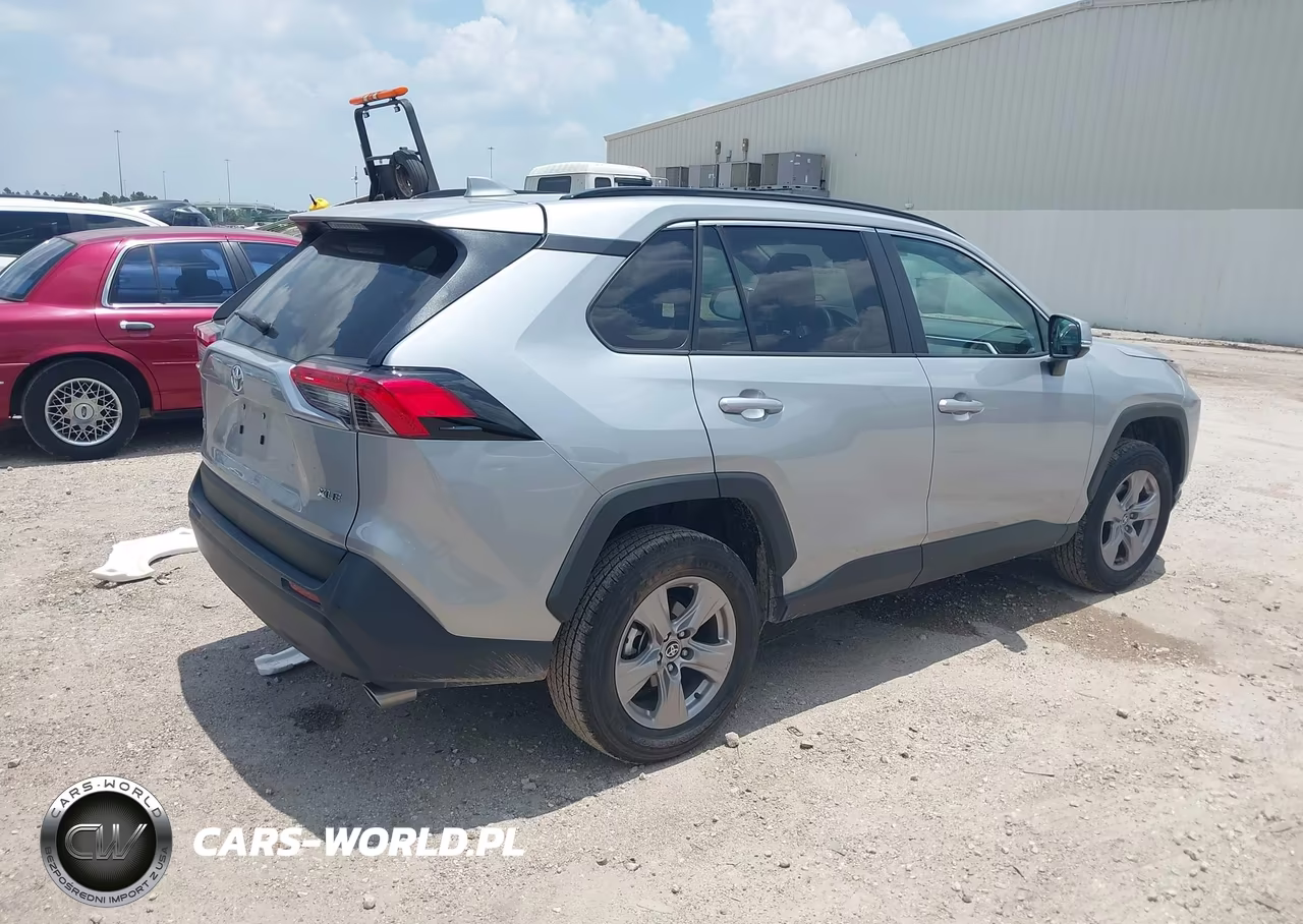 2025 Toyota Rav4 Xle VIN:2T3W1RFV2SW387437 - 4