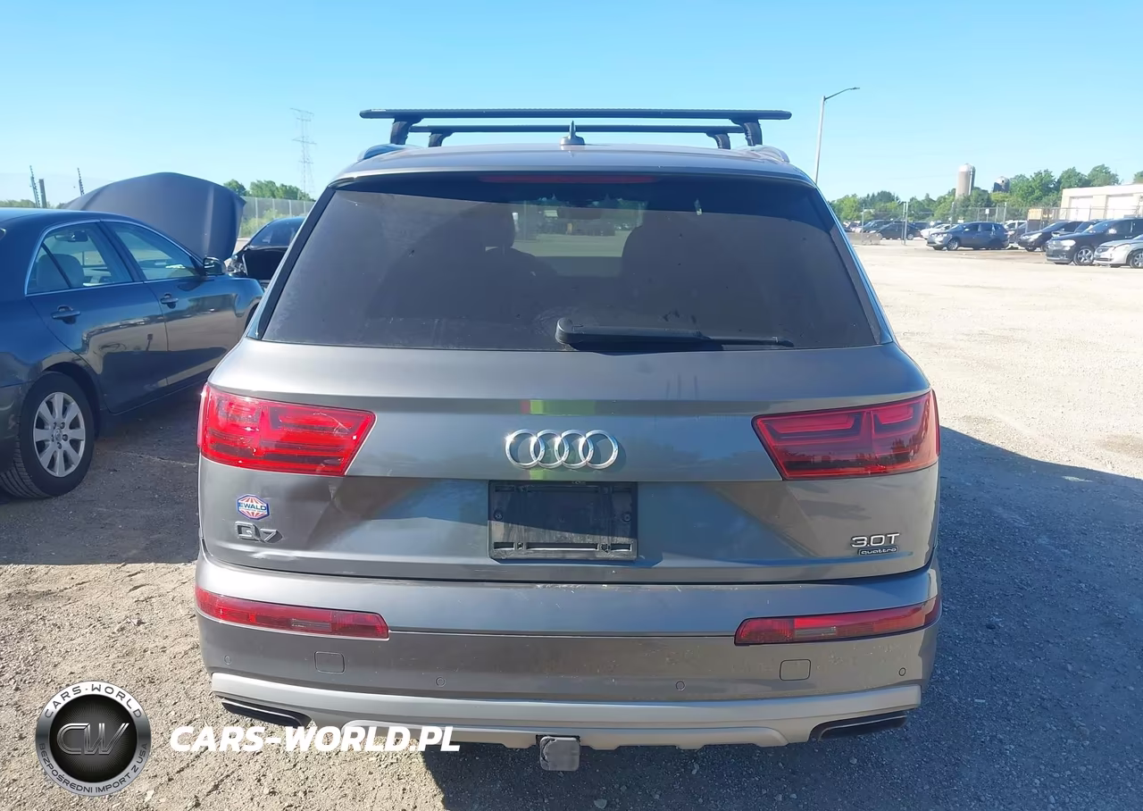 2017 Audi Q7 3.0T Premium VIN:WA1LAAF73HD026238 - 16