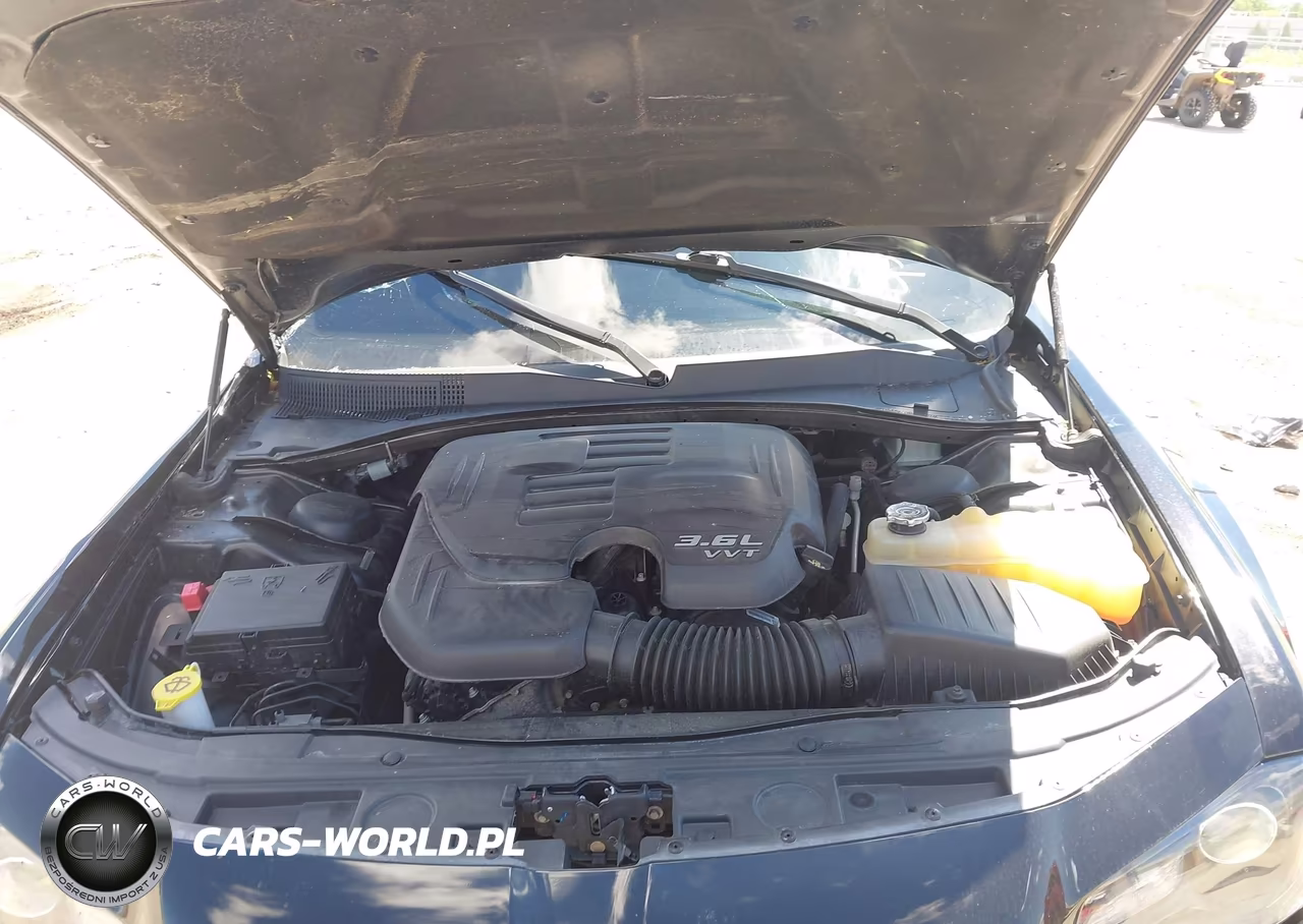 2021 Chrysler 300 300S VIN:2C3CCABGXMH554415 - 10