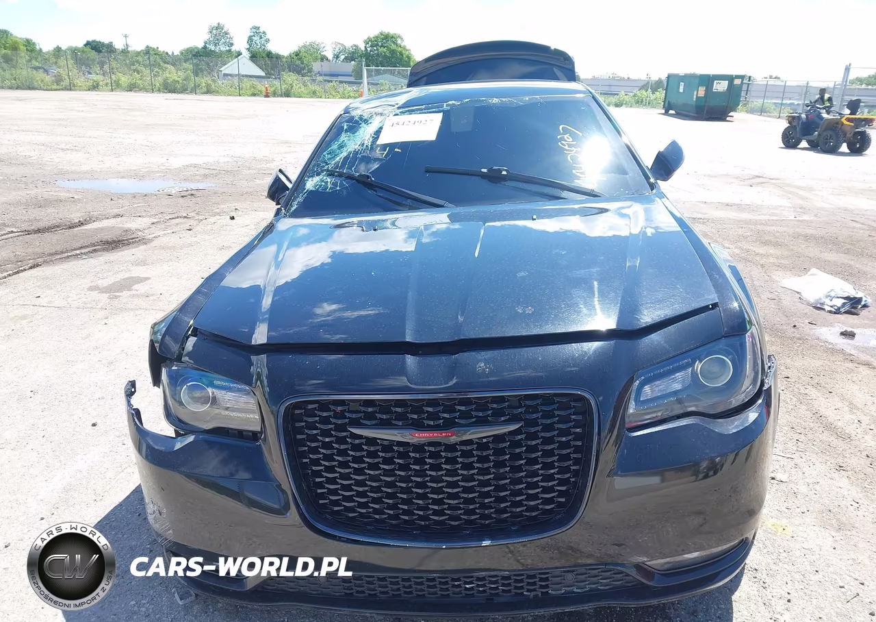 2021 Chrysler 300 300S VIN:2C3CCABGXMH554415 - 11