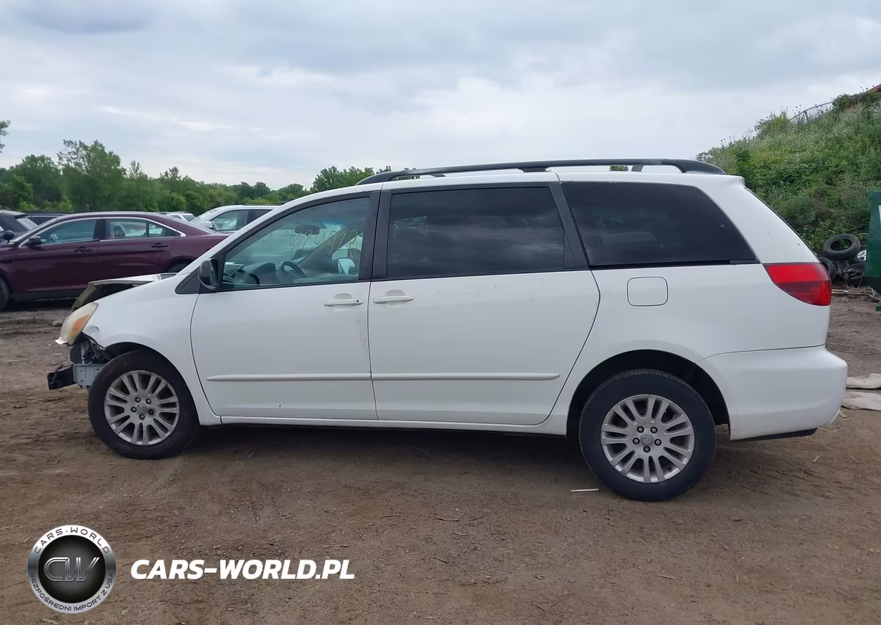 2005 Toyota Sienna Le VIN:5TDZA23C45S365811 - 15