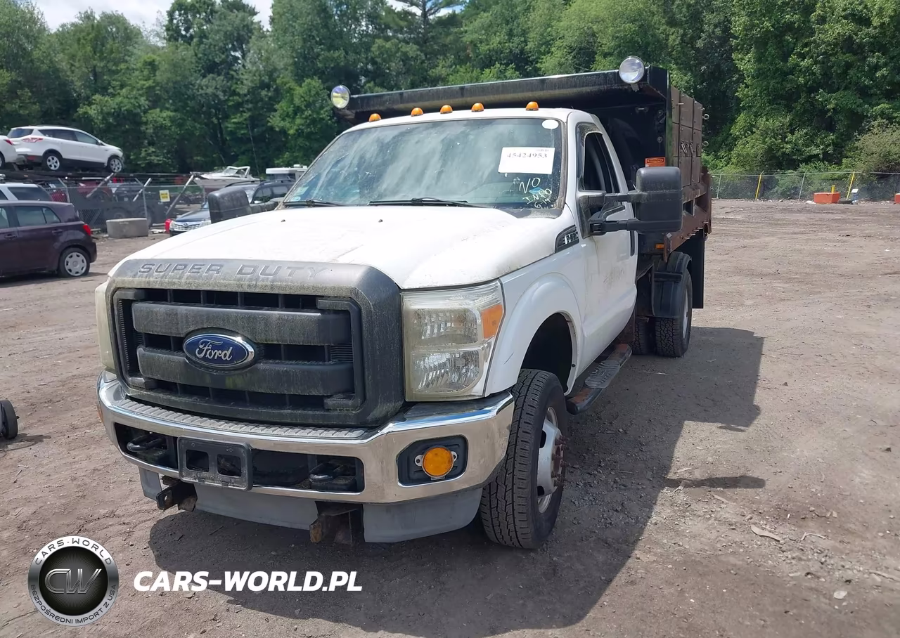 2013 Ford F-350 Chassis Xl VIN:1FDRF3H61DEA52158 - 2