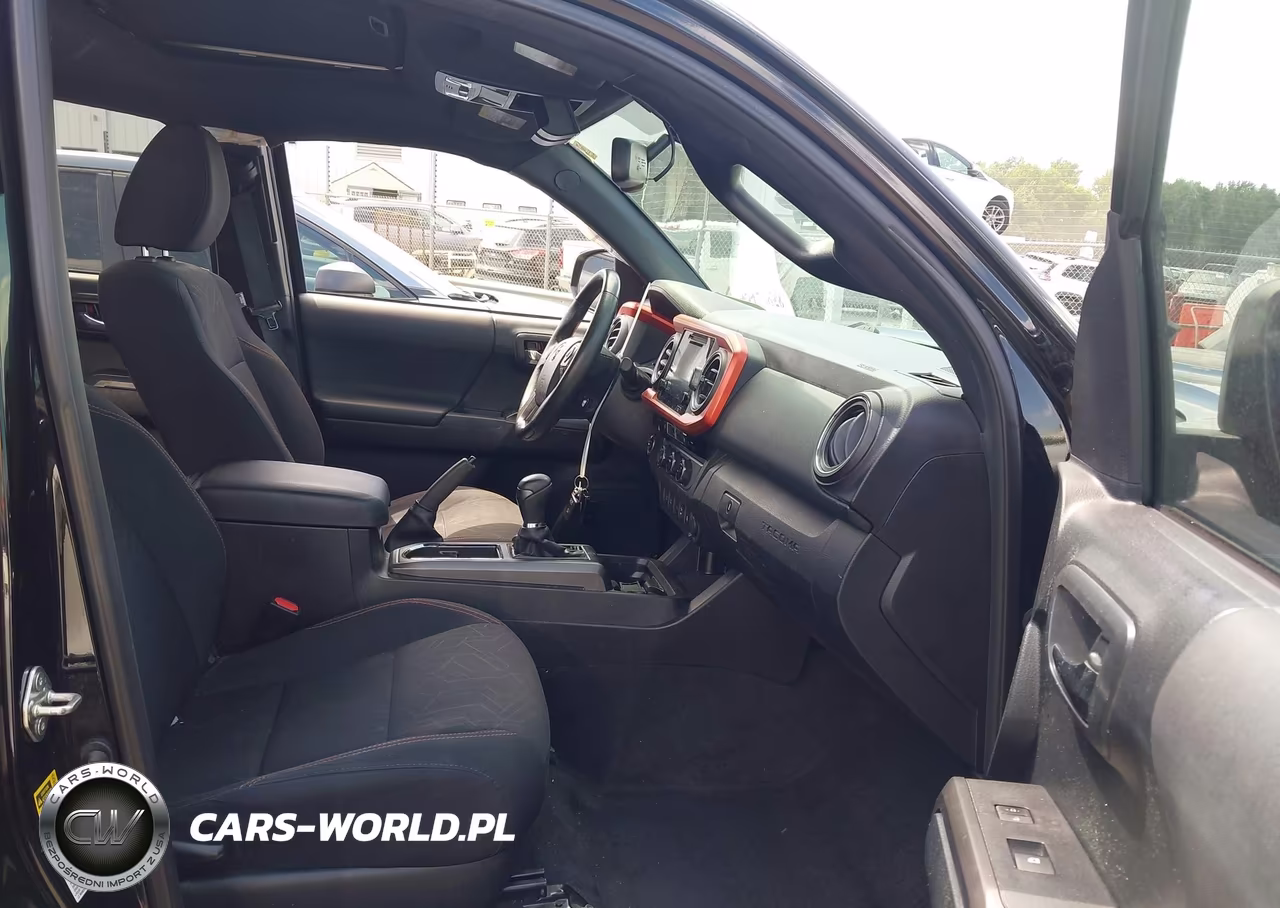 2016 Toyota Tacoma Trd Sport VIN:5TFBZ5DN5GX001373 - 5