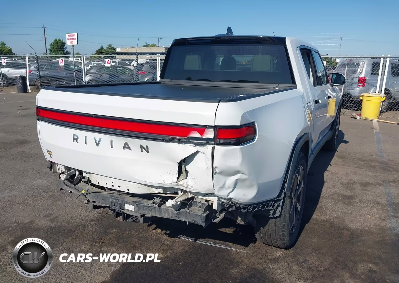 2022 Rivian R1T Adventure VIN:7FCTGAAA3NN013254 - 4