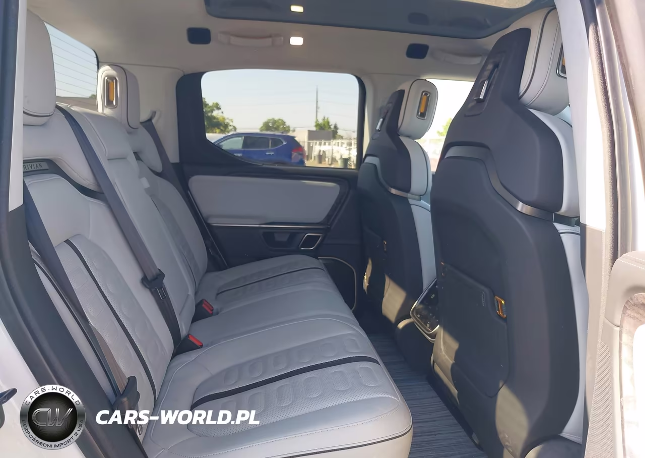 2022 Rivian R1T Adventure VIN:7FCTGAAA3NN013254 - 8
