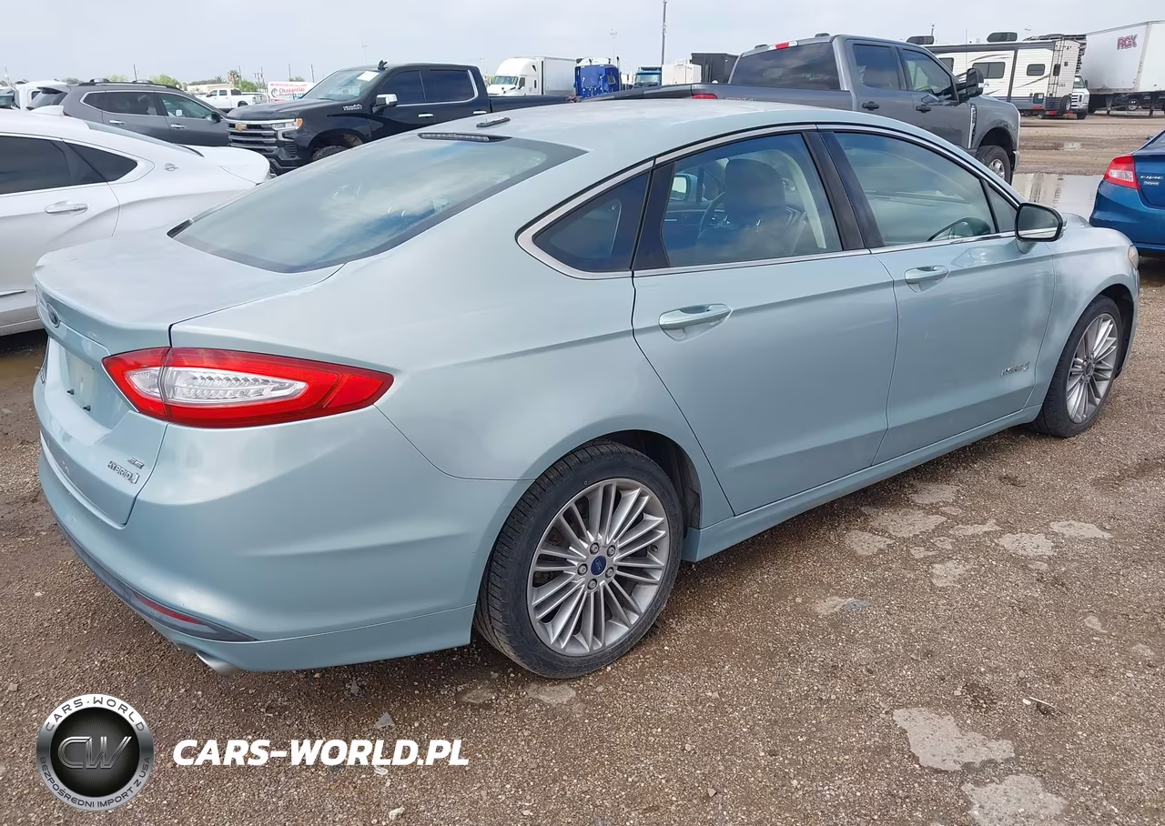 2014 Ford Fusion Hybrid Se VIN:3FA6P0LU6ER224049 - 4