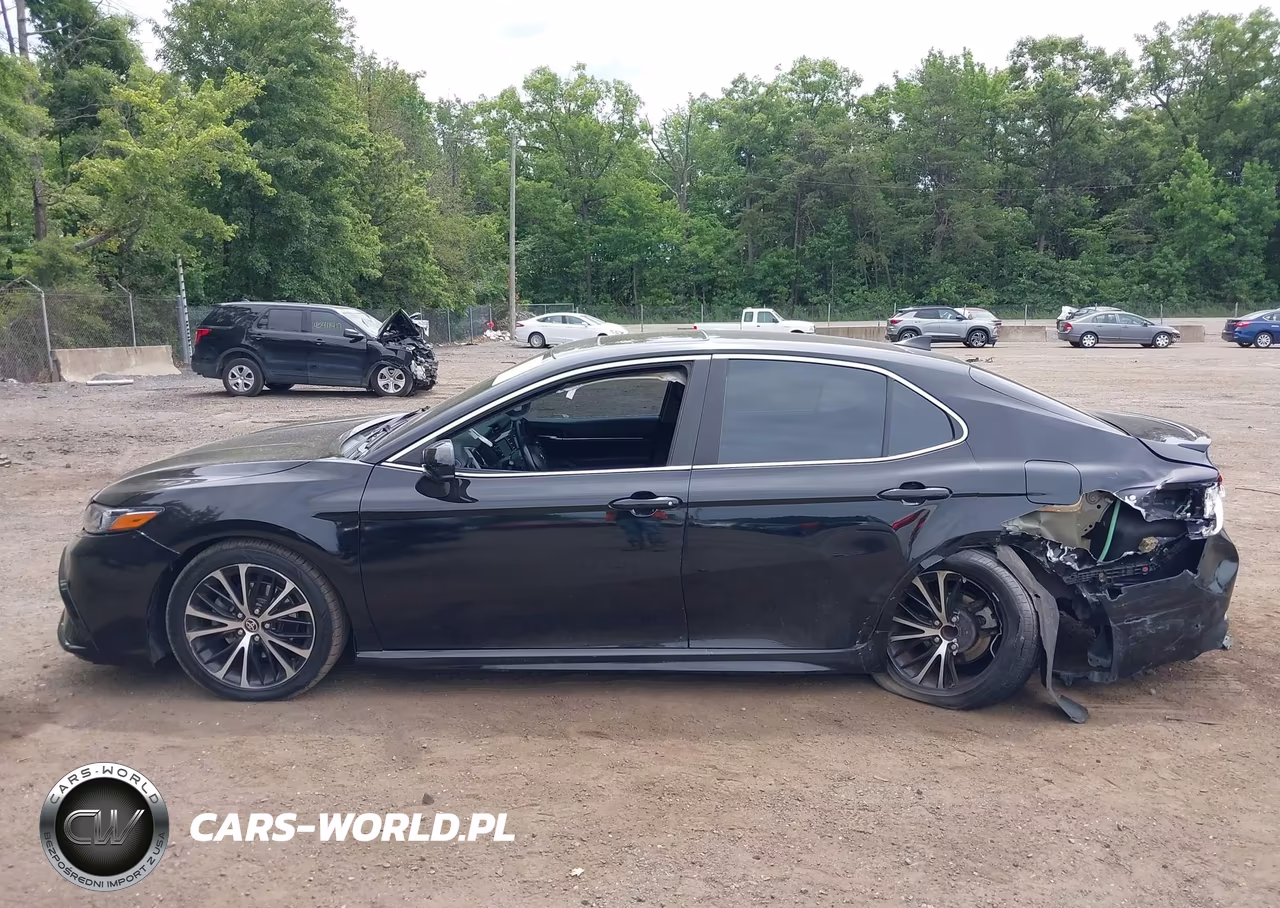 2020 Toyota Camry Se VIN:4T1G11AK5LU504716 - 14