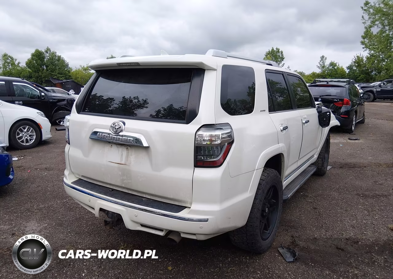 2018 Toyota 4Runner Limited VIN:JTEBU5JR7J5499158 - 4