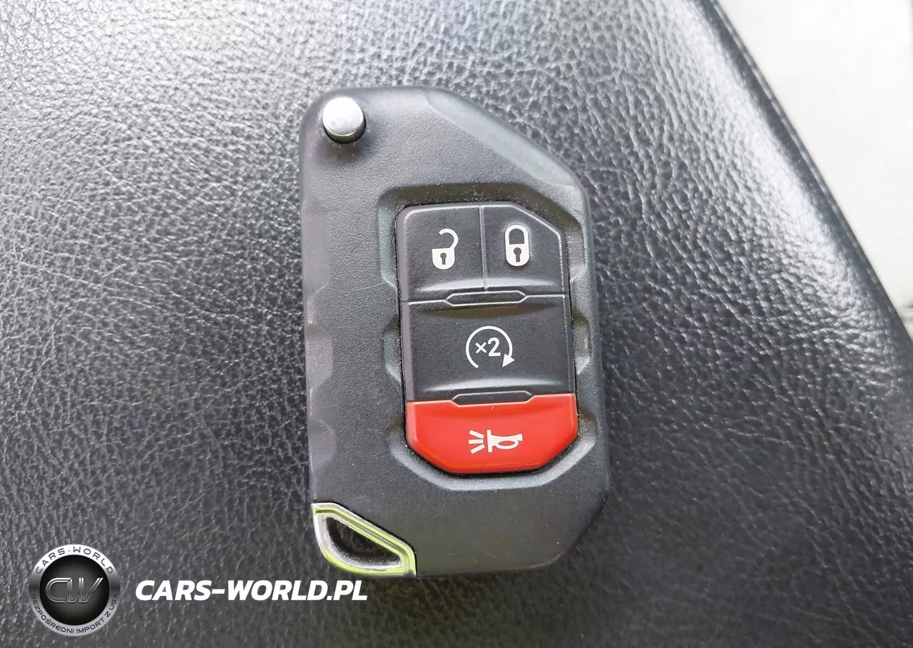 2020 Jeep Gladiator Sport S 4X4 VIN:1C6HJTAG1LL193444 - 11