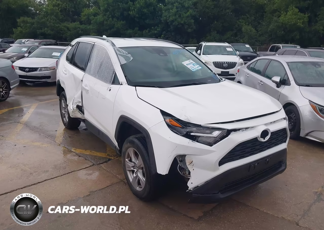 2025 Toyota Rav4 Xle – zdjęcie 1 z 15