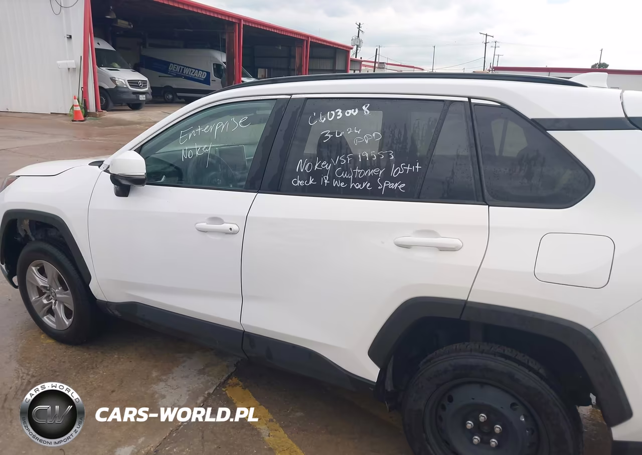 2025 Toyota Rav4 Xle VIN:2T3W1RFV8SW383148 - 13