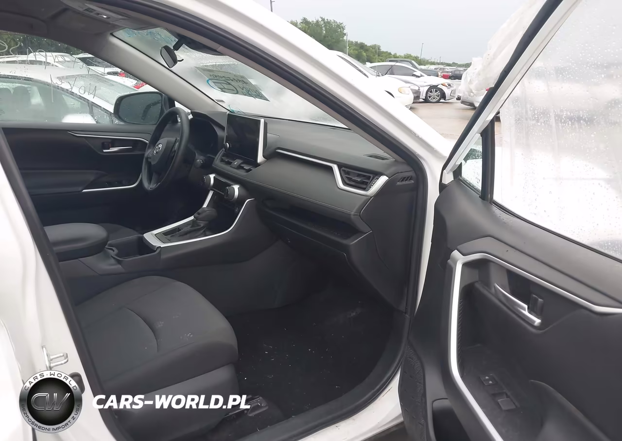 2025 Toyota Rav4 Xle VIN:2T3W1RFV8SW383148 - 5