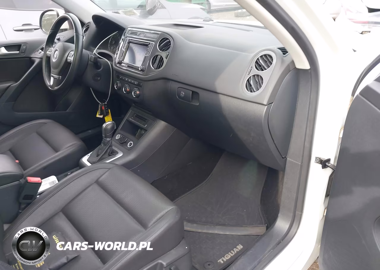 2016 Volkswagen Tiguan Se VIN:WVGBV7AX1GW573085 - 5