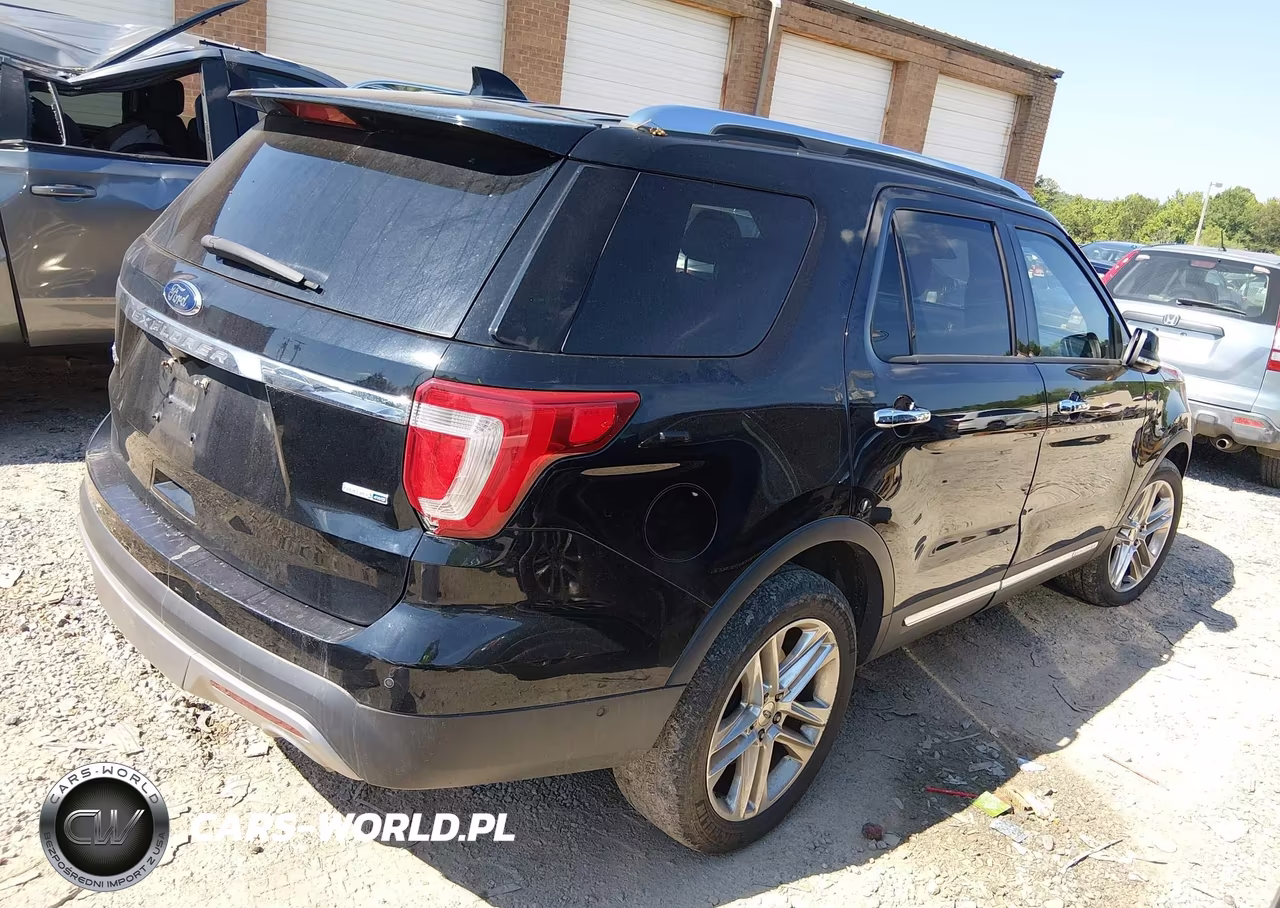 2016 Ford Explorer Limited VIN:1FM5K8F86GGA32105 - 4