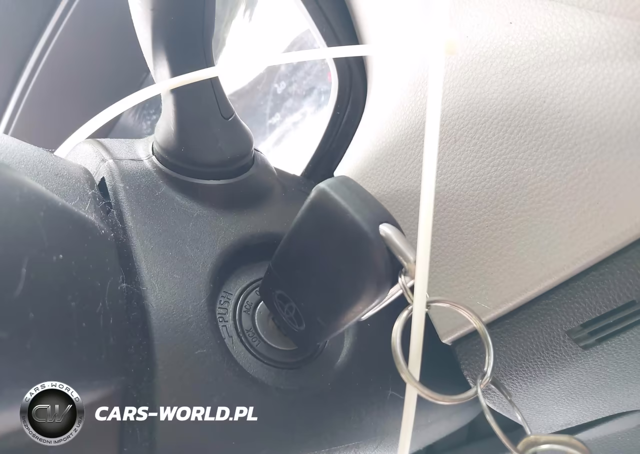 2025 Toyota Corolla Le VIN:5YFB4MDEXSP324916 - 11