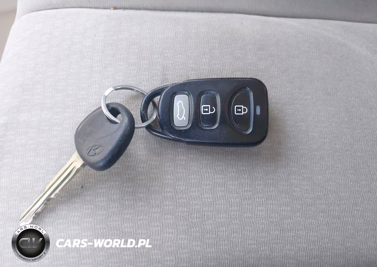 2007 Hyundai Elantra Gls-Ltd-Se VIN:KMHDU46D17U260249 - 11