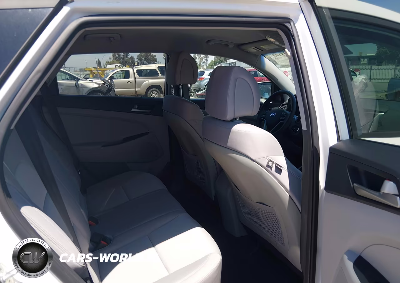 2018 Hyundai Tucson Se VIN:KM8J23A43JU710453 - 8