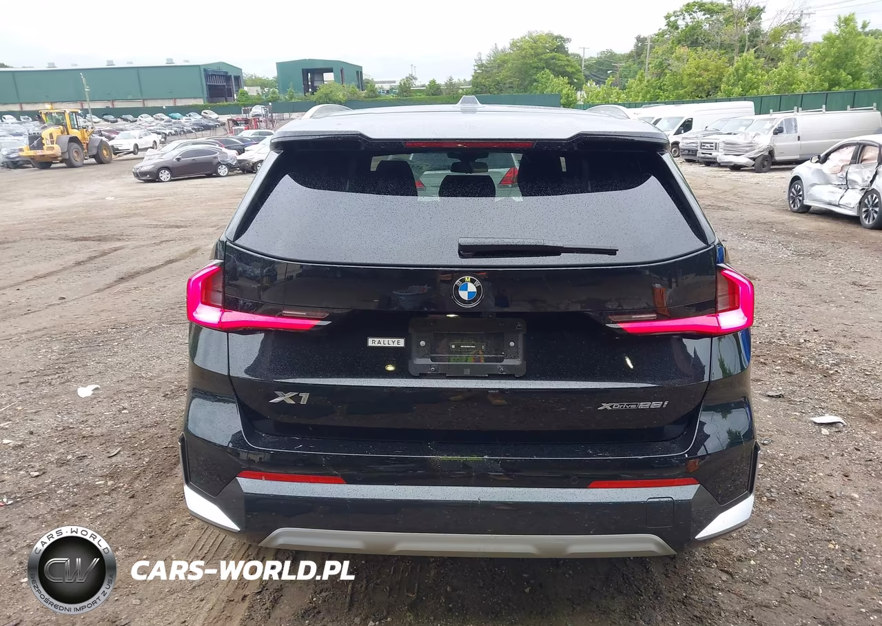 2025 BMW X1 xDrive28I VIN:WBX73EF08S5178564 - 17