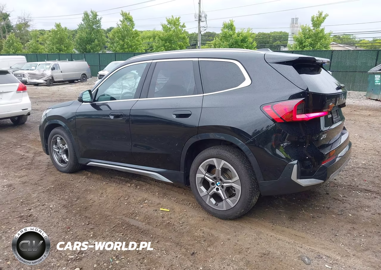 2025 BMW X1 xDrive28I VIN:WBX73EF08S5178564 - 3