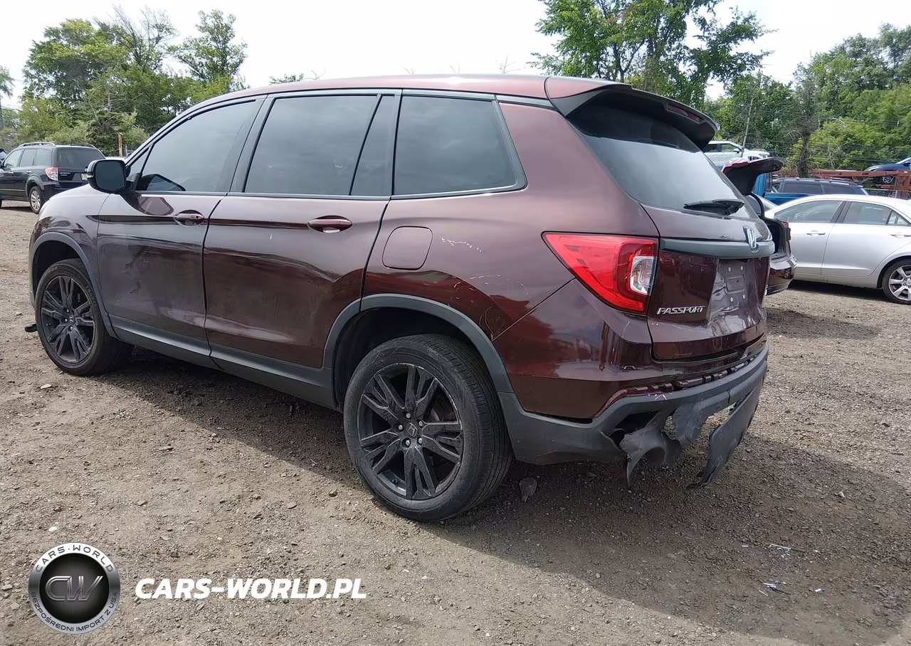 2019 Honda Passport Sport VIN:5FNYF8H25KB026541 - 3