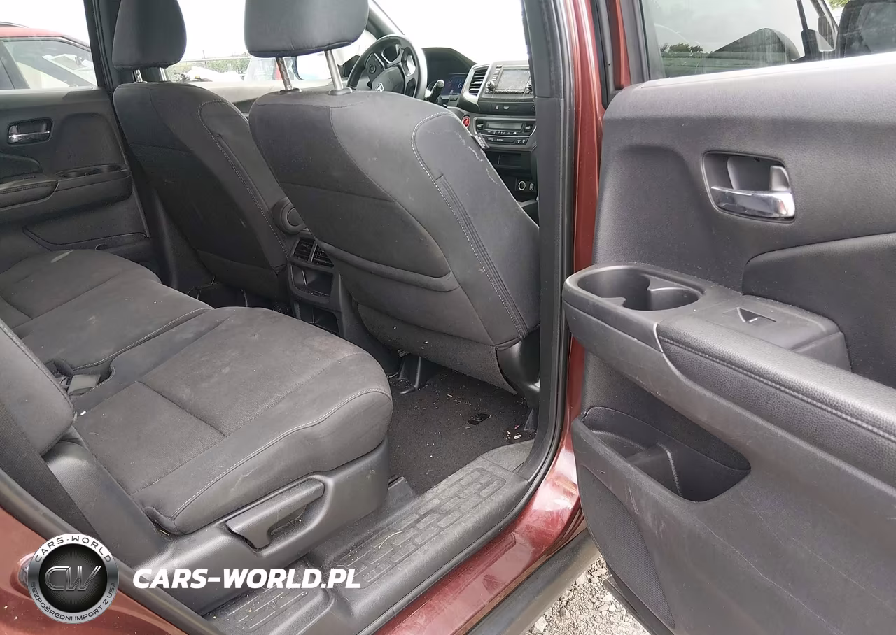2019 Honda Passport Sport VIN:5FNYF8H25KB026541 - 7