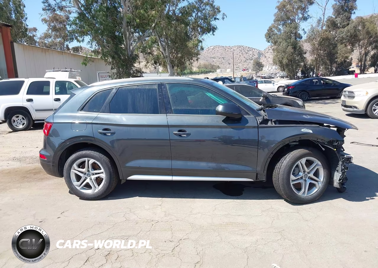 2018 Audi Q5 2.0T Premium-2.0T Tech Premium VIN:WA1ANAFY4J2183010 - 13