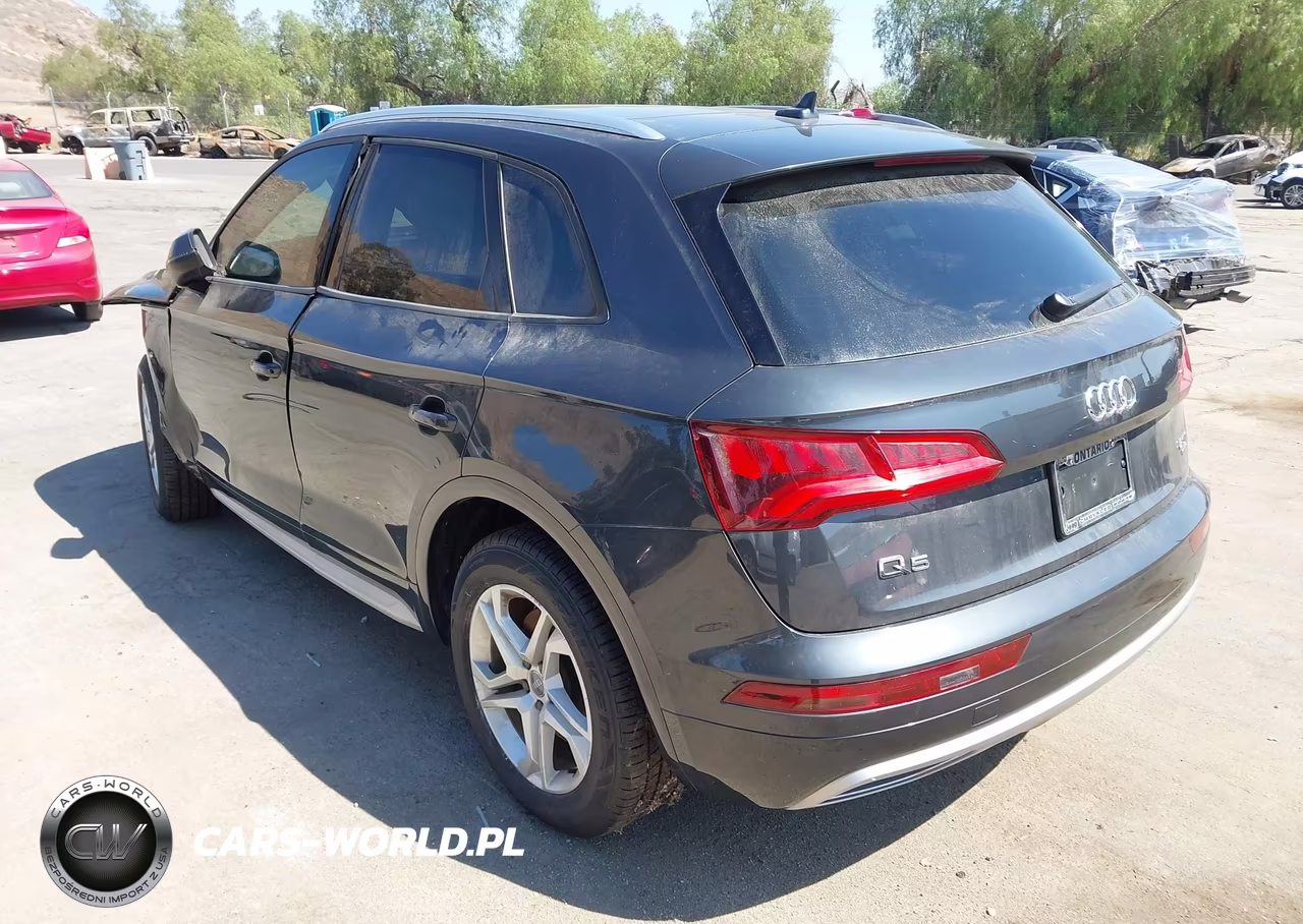 2018 Audi Q5 2.0T Premium-2.0T Tech Premium VIN:WA1ANAFY4J2183010 - 3