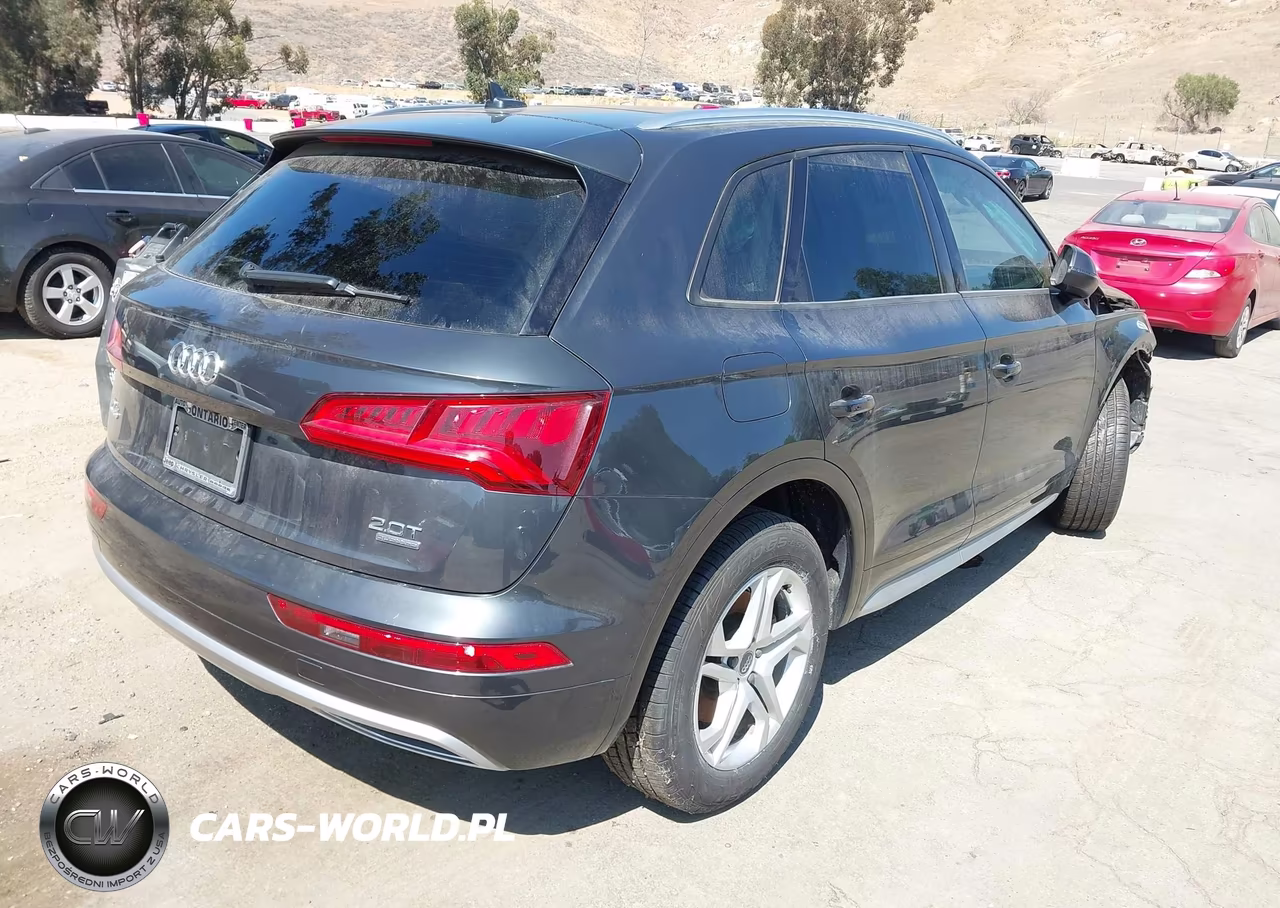 2018 Audi Q5 2.0T Premium-2.0T Tech Premium VIN:WA1ANAFY4J2183010 - 4