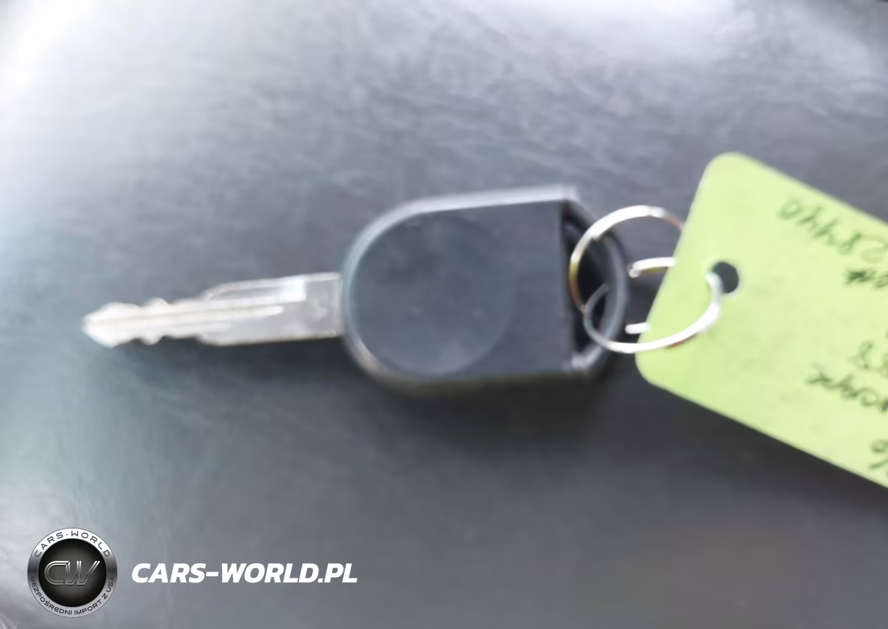 2006 Ford Escape Xls VIN:1FMCU02Z36KA41888 - 11