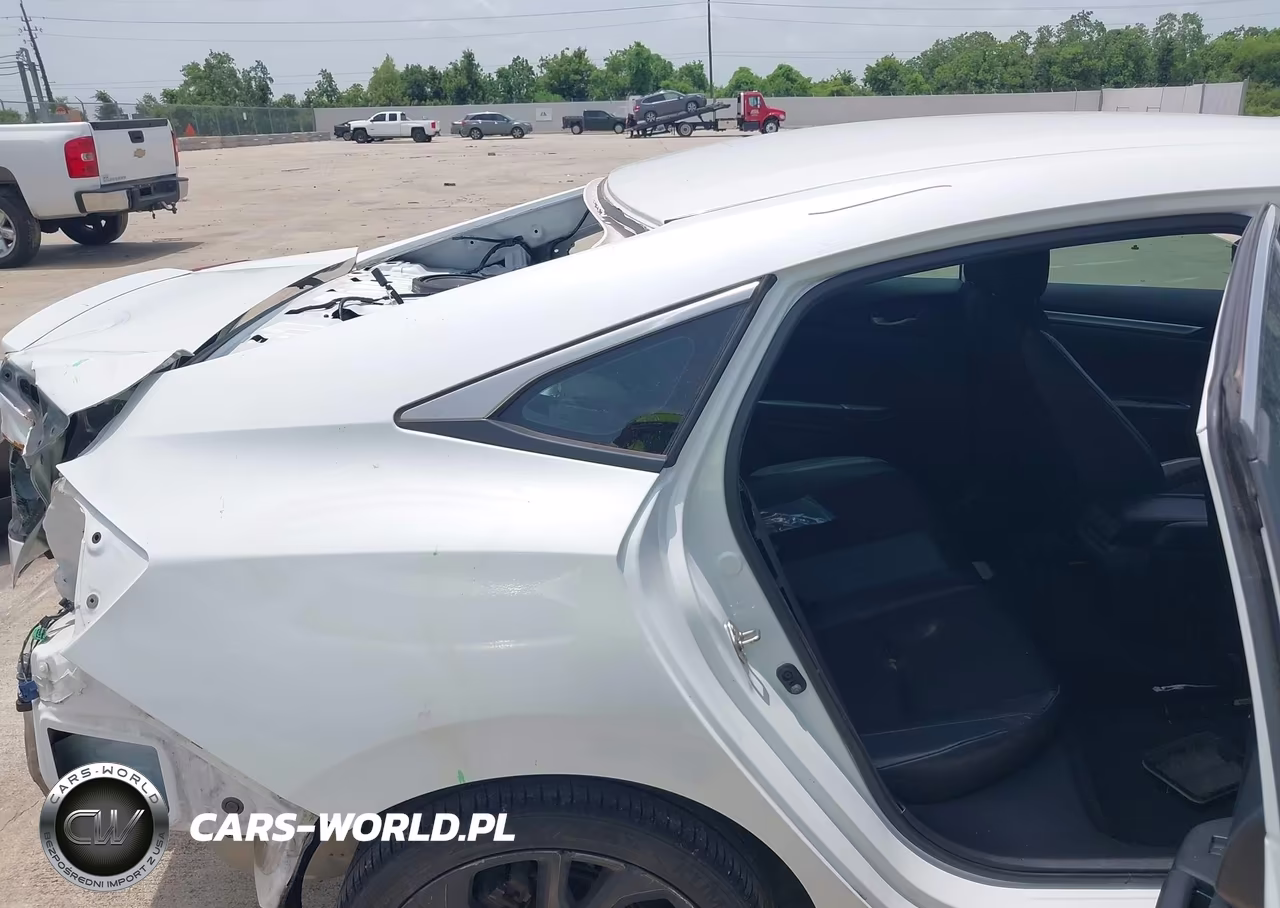 2019 Honda Civic Sport VIN:19XFC2F88KE047166 - 8