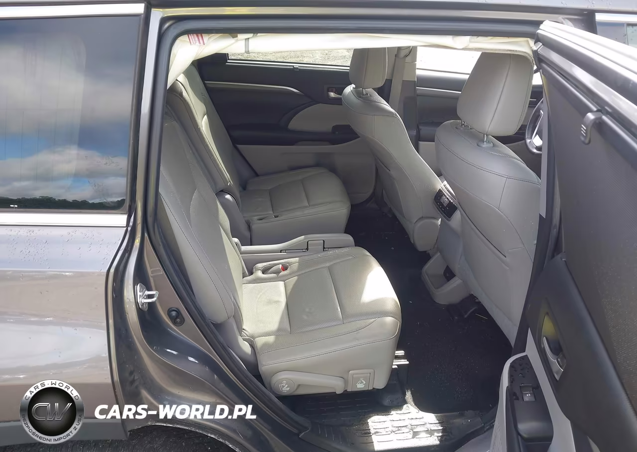 2018 Toyota Highlander Limited VIN:5TDYZRFH9JS243606 - 8