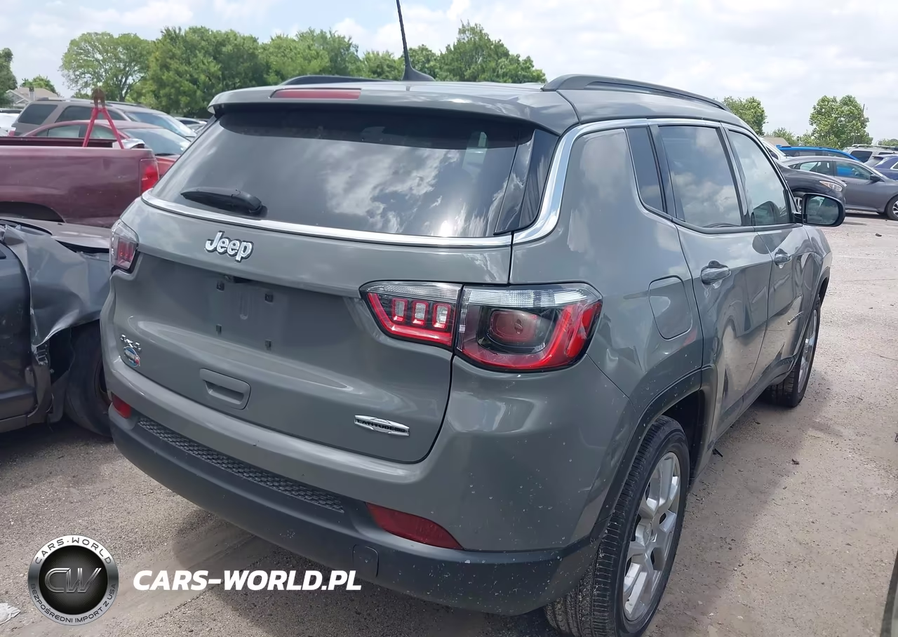 2023 Jeep Compass Latitude Lux Fwd VIN:3C4NJDFN8PT524264 - 4