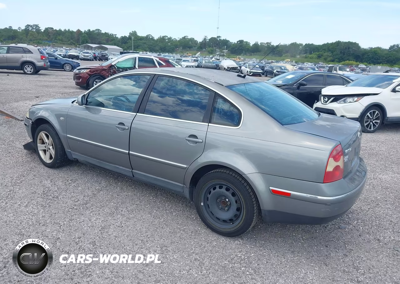 2004 Volkswagen Passat Glx VIN:WVWRH63B84P054739 - 3