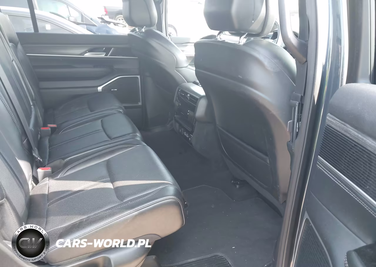 2024 Jeep Wagoneer L Series Ii 4X4 VIN:1C4SJSBP9RS131456 - 8