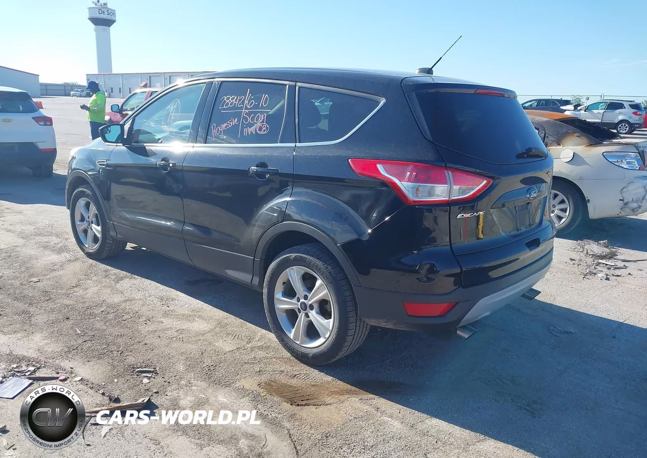 2016 Ford Escape Se VIN:1FMCU9GX5GUB83810 - 3