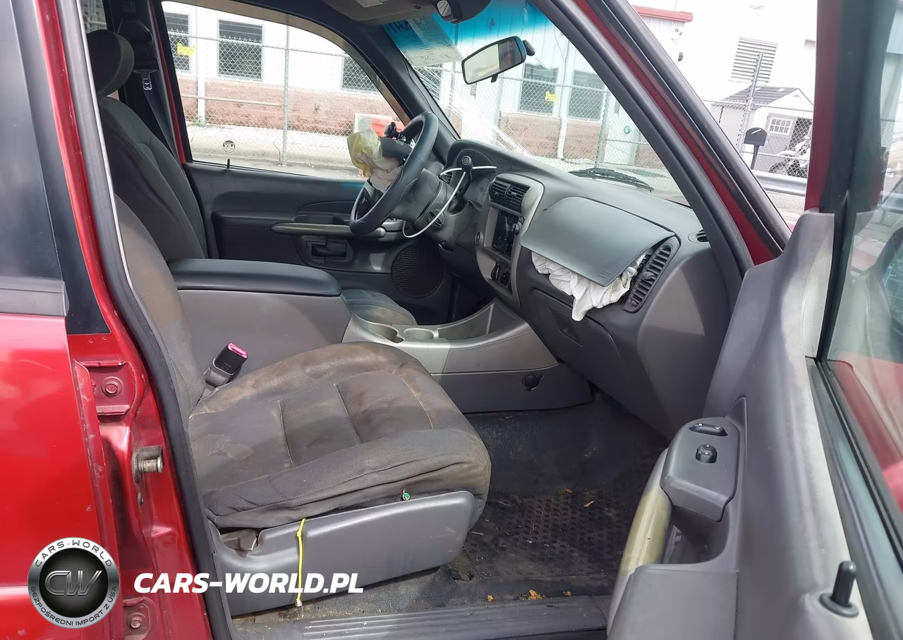 2001 Ford Explorer Sport Trac VIN:1FMZU67E51UC66801 - 5