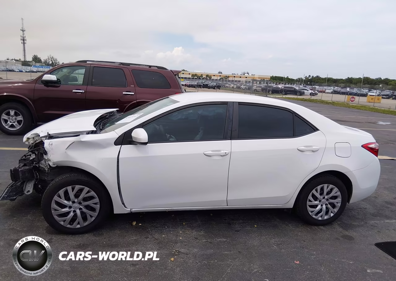 2019 Toyota Corolla Le VIN:5YFBURHE2KP943467 - 15