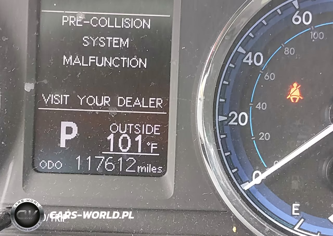 2019 Toyota Corolla Le VIN:5YFBURHE2KP943467 - 16