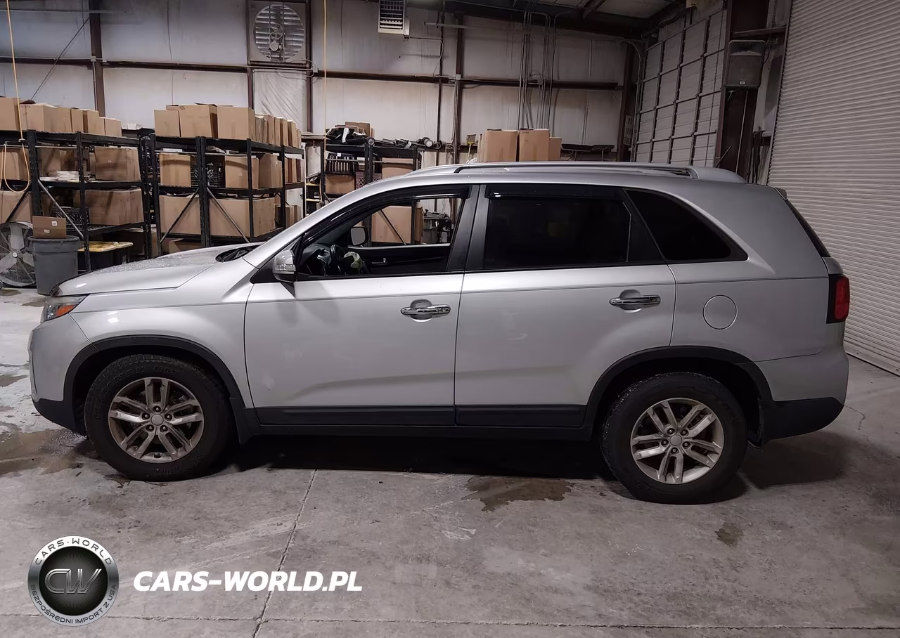 2014 Kia Sorento Lx VIN:5XYKT3A68EG519402 - 14