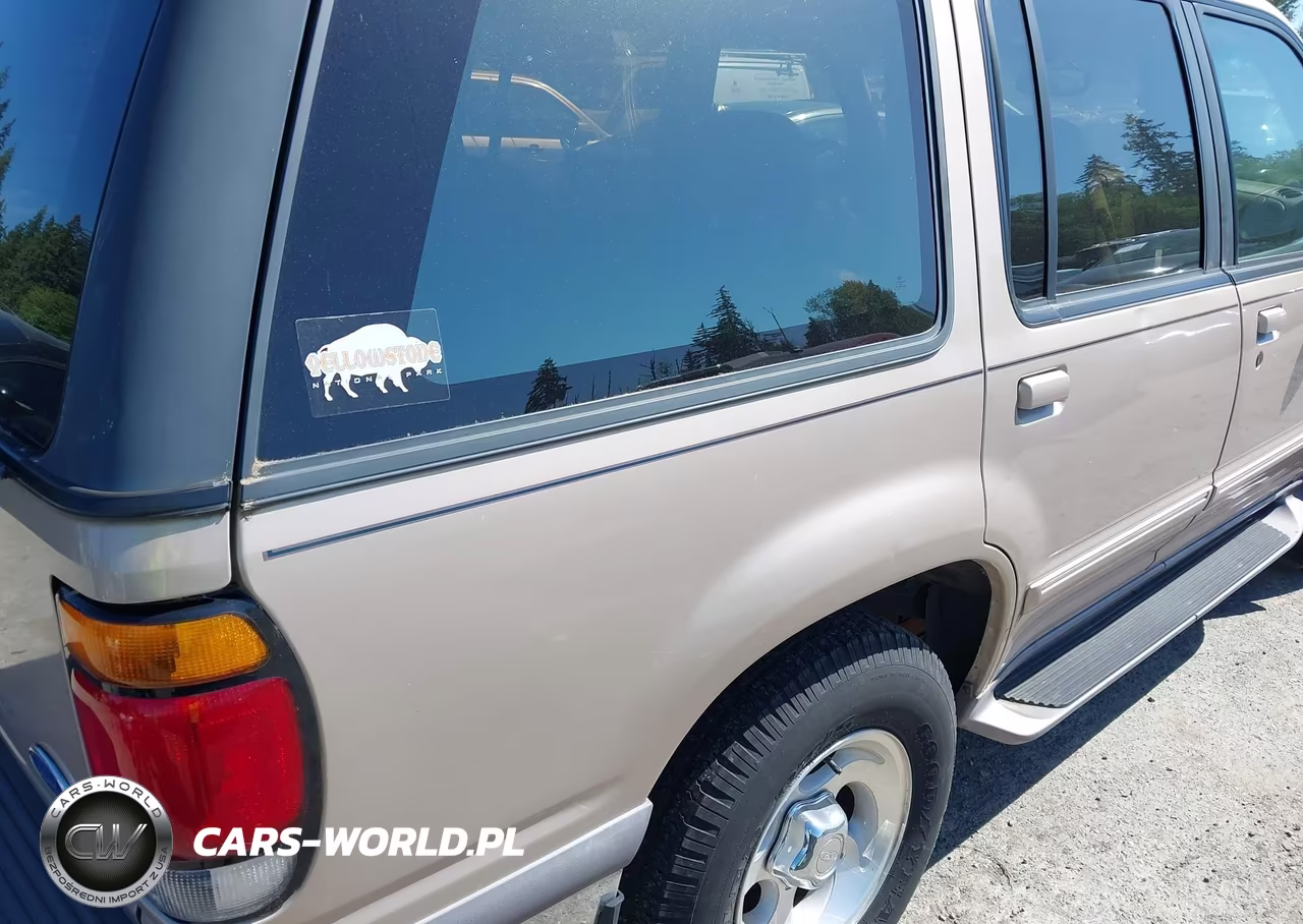 1997 Ford Explorer VIN:1FMDU34E9VUB58572 - 17