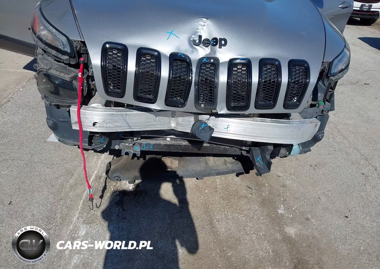 2018 Jeep Cherokee Latitude Fwd VIN:1C4PJLCB4JD540066 - 6