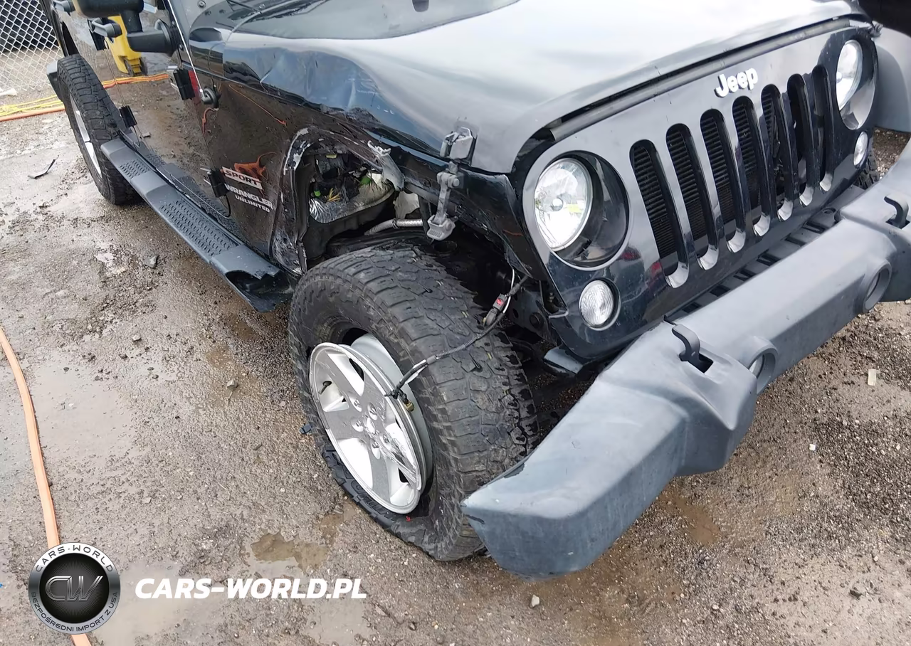 2015 Jeep Wrangler Unlimited Sport VIN:1C4BJWDGXFL577724 - 6