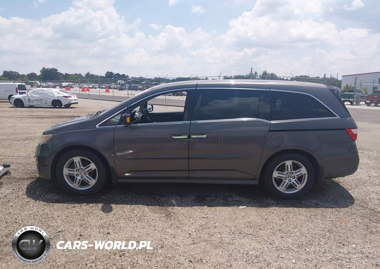 2013 Honda Odyssey Touring-Touring Elite VIN:5FNRL5H9XDB089257 - 14