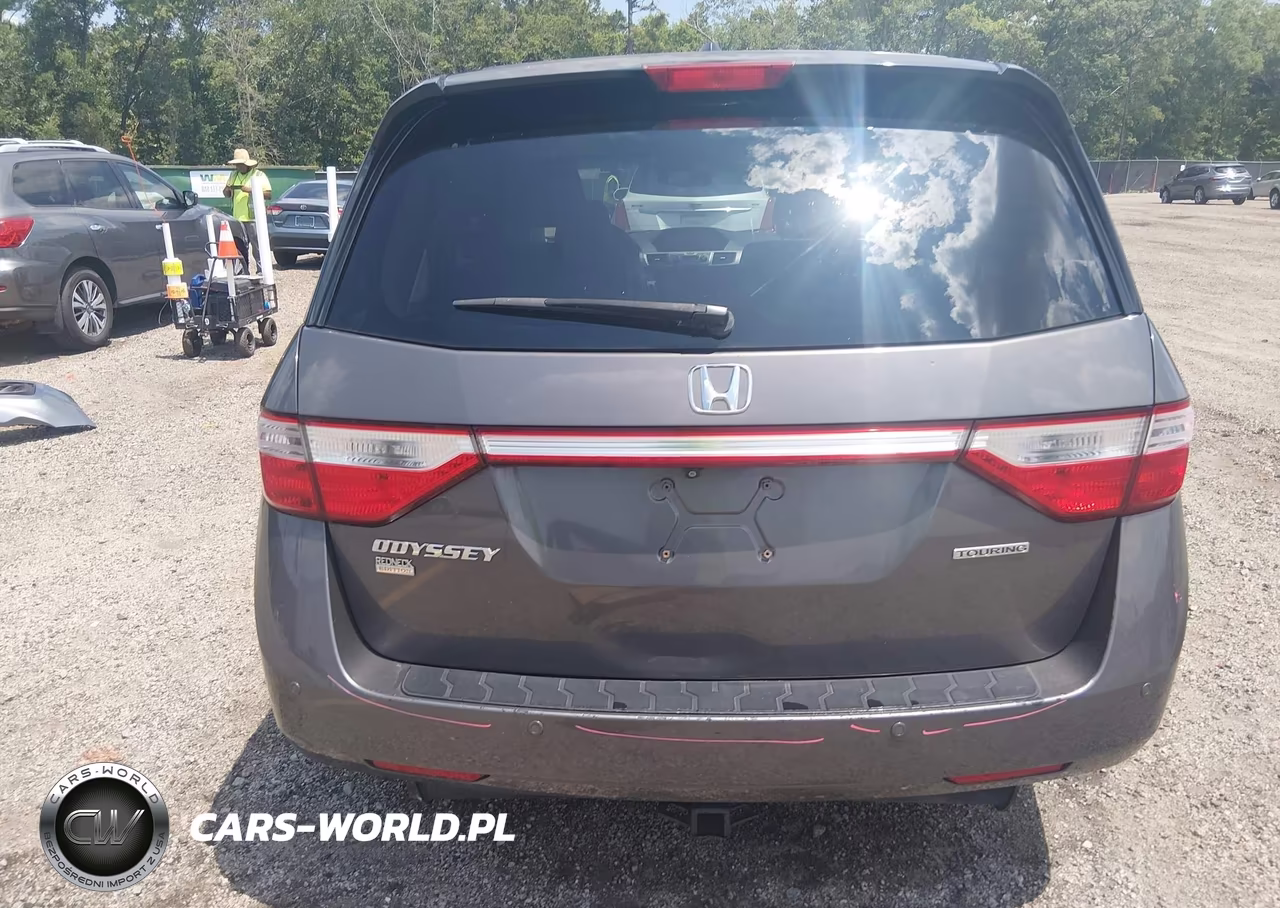 2013 Honda Odyssey Touring-Touring Elite VIN:5FNRL5H9XDB089257 - 16