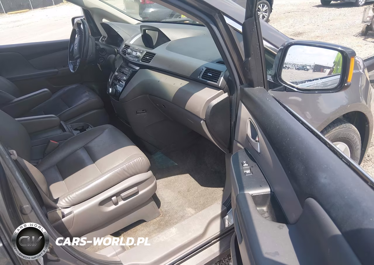 2013 Honda Odyssey Touring-Touring Elite VIN:5FNRL5H9XDB089257 - 5