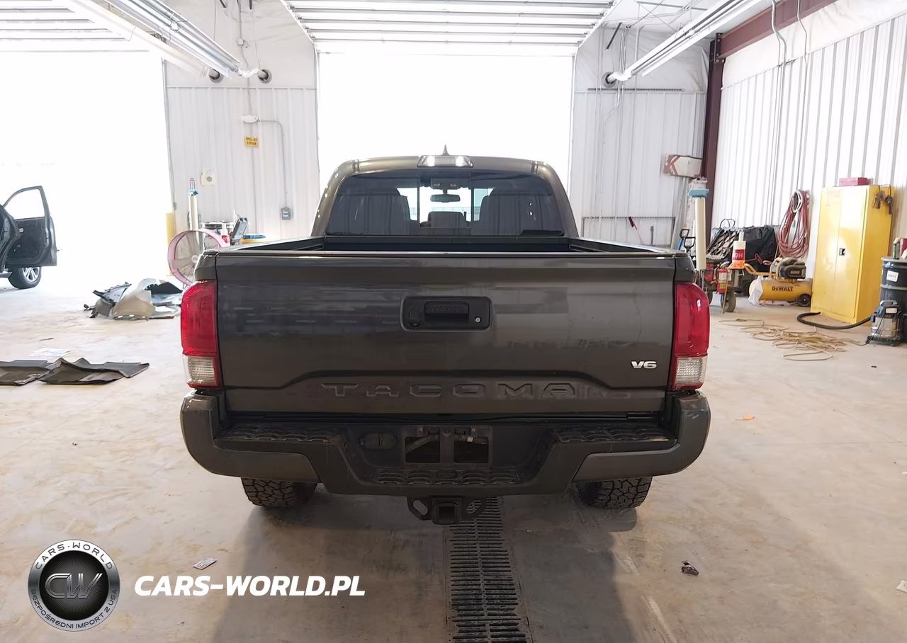 2017 Toyota Tacoma Trd Sport VIN:3TMDZ5BN5HM023845 - 16