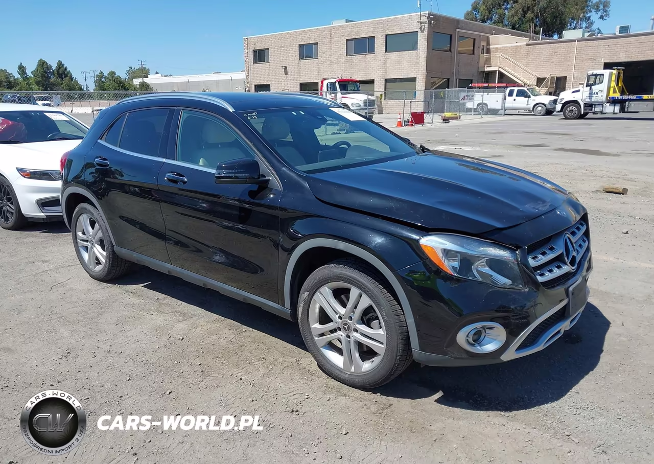 2019 Mercedes-Benz Gla 250 4Matic – zdjęcie 1 z 15