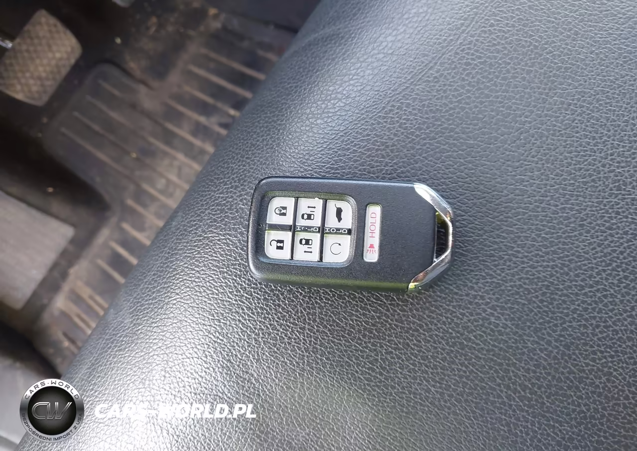 2023 Honda Odyssey Touring VIN:5FNRL6H87PB016770 - 11
